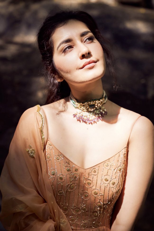 Raashi-Khanna